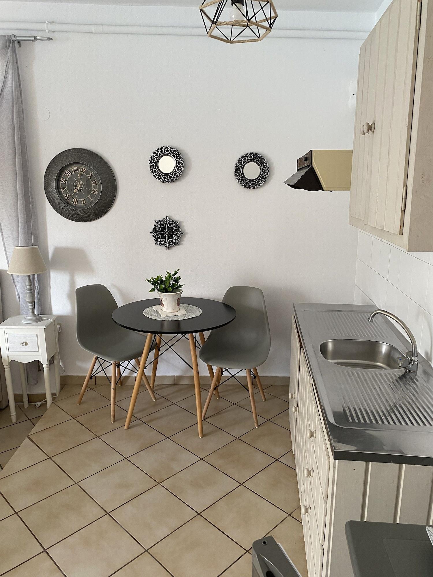 Kasteli Studios & Apartments Pánormos エクステリア 写真